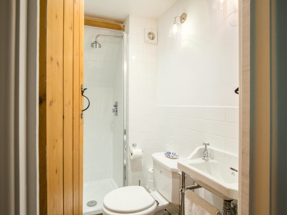 Lily Cottage Great Tew ภายนอก รูปภาพ