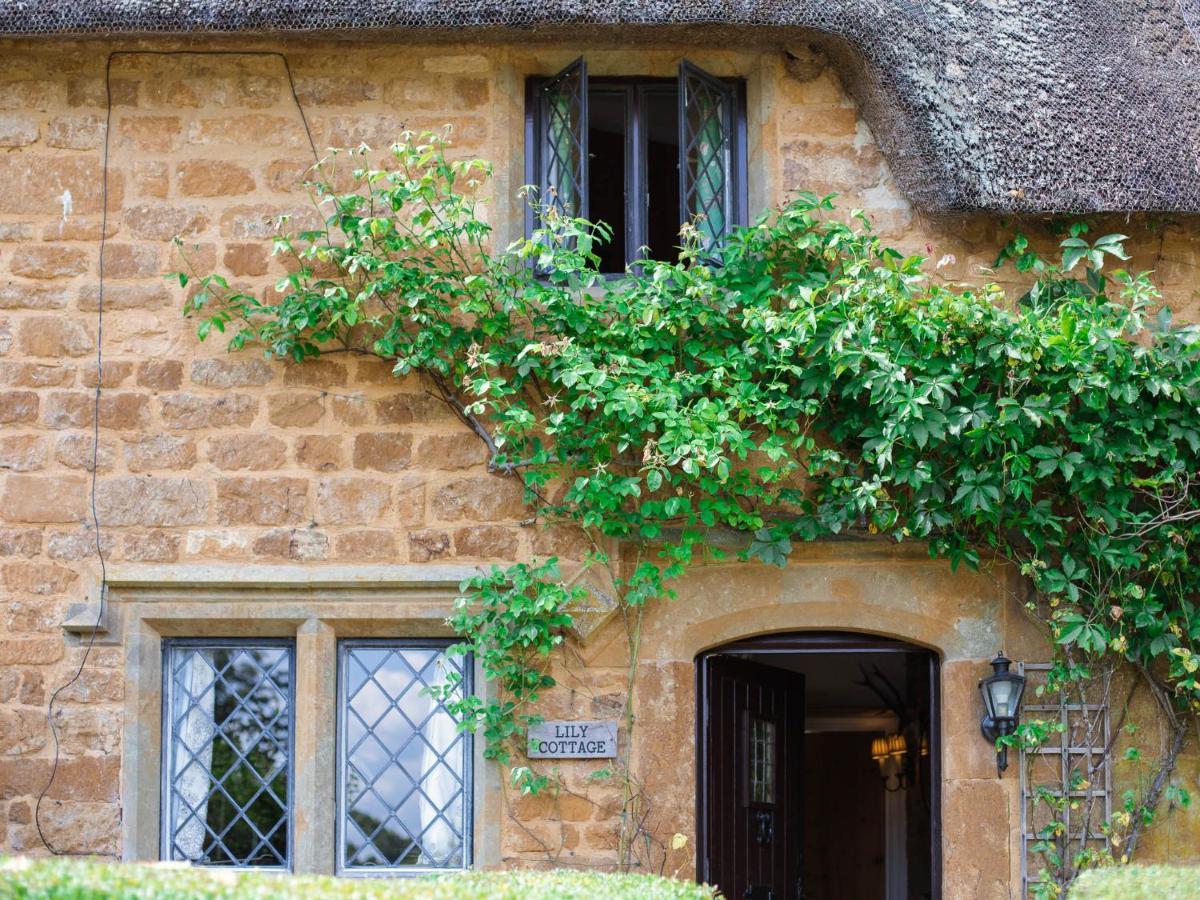 Lily Cottage Great Tew ภายนอก รูปภาพ